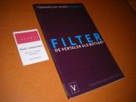 Bloemen, Henri (red.) e.a. - Filter. Jaargang 9 nr. 1, maart 2002. De Vertaler als Butler? Tijdschrift over vertalen.