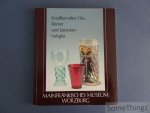 Trux, Elisabeth M. - Emailbemaltes Glas, Römer und barockes Farbglas. Aus der Glassammlung des Mainfränkischen Museums Würzburg.