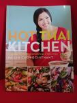 Chongchitnant, Pailin - Hot Thai Kitchen / Demystifying Thai Cuisine with Authentic Recipes to Make at Home
