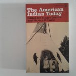 Levine, Stuart ; Lurie, Nancy O. - The American Indian Today Levine, Stuart ; Lurie, Nancy O. - The American Indian Today
