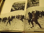 Leventhal, A, R, / Byrne, D - War ( oorlogen in de twintigste eeuw)
