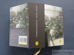 David E. Fishman. - De boekensmokkelaars. Dichters, verzetsstrijders en de race om Joodse schatten te redden van de nazi's. David E. Fishman. - De boekensmokkelaars. Dichters, verzetsstrijders en de race om Joodse schatten te redden van de nazi's.