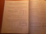 Edminister, Joseph A. - Theory and problems of electric circuits (Schaum's Outline Series). Including over 345 fully solved problems