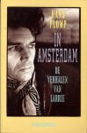 Plomp, H. (gesigneerd door auteur) - In Amsterdam / de verhalen van Larrie
