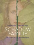 Linda Sprado ; Vera de Lange - Schaduwfamilie