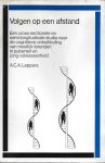 Leppers, A.C.A. - Volgen op een afstand