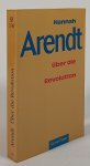 ARENDT H. - Über die Revolution. Translated from the English.