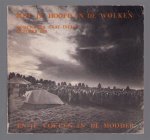 n.n - Dodewaard gaat dicht : oktober 1980 : verslag van de aktie aan de hand van dertig interviews met basisgroepen : met je voeten in de modder, en je hoofd in de wolken.