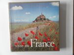 Mettra, Claude; Bonheur, Gaston - Vivre en France Fotoboek