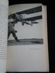 Ommanney, J.D. - Flat-Top, The story of an escort carrier [vliegkampschip]