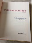 Mankiw, N. Gregory - Macroeconomics