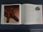 Turle, Gillies - The Art of the Maasai. 300 newly discovered Objects and Works of Art. [whitout dustjacket.]
