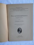 Christian, P & Haas, R. - Über ein Farbenphänomen: Polyphäne Farben