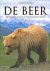 KIELING, ANDREAS. - De beer. Spectaculaire inkijkjes in een fascinerende wereld.