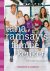 Ramsay , Tana . [ ISBN 9789077941522 ] 4519 - Tana Ramsey's Familie Keuken . ( Snel en lekker voor jong en oud . ) Tana Ramsey is de spontane maar tegelijk nuchtere vrouw van de televiese bekend e topkok Gordon Ramsey. Als moeder van vier kinderen weet ze als geen ander wat er komt kijken bij -