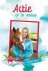 Suzanne Knegt - Actie op de manege / Lisa & Summer / 9