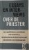 Over de priester Essays en ...