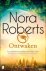 Nora Roberts - Ontwaken - Deel 1 van de Drakenhart-serie