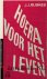 Buskes, J.J. - Hoera voor het leven Een halve eeuw geestelijk weerbaar