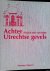 Krul, Siebrand & Jos Steehouder & Ange Taminiau & Kees Visser - Achter Utrechtse gevels: Huizen met historie (18 delen in map)