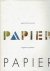 Papier. [Text in French].