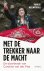 Met de trekker naar de mach...