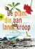 (1) De Plant Die Aan Land K...